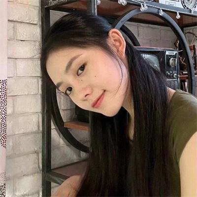 彩色中的黑白